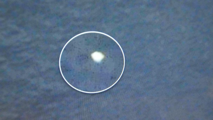 Un aviÃ³n militar chino descubriÃ³ objetos blancos metÃ¡licos flotando en el OcÃ©ano Ãndico que podrÃ­an ser del aviÃ³n de Malaysia Airlines.