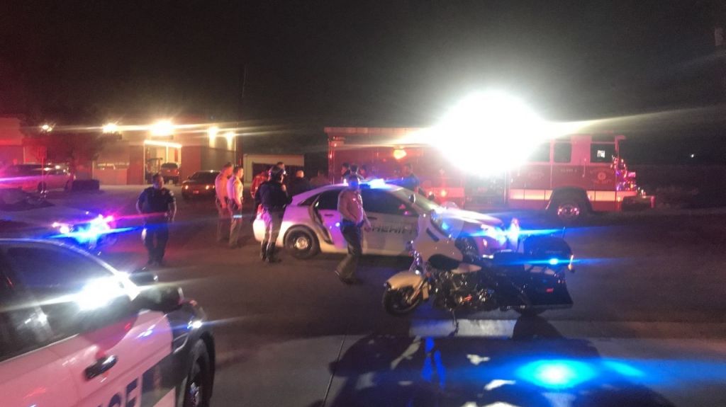  Tiroteo en centro comercial de California deja dos heridos 