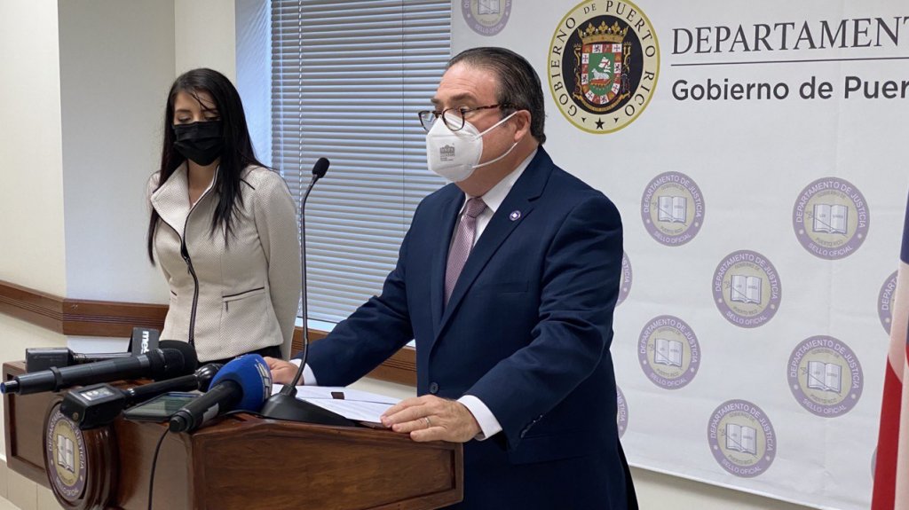  Secretario de Justicia presentar&aacute; cargos por feminicidio y Ley de Armas contra agente polic&iacute;aco que dio muerte a expareja en Salinas 