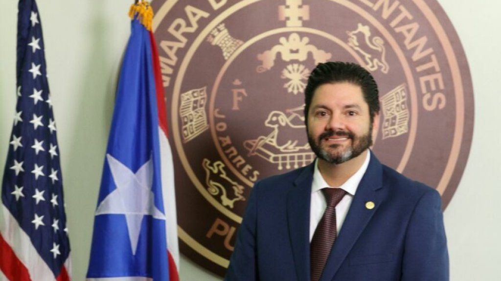  Propone que se haga OE para suspender cobro de peajes 