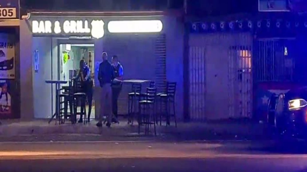  Video: Tiroteo en negocio de Dorado deja un hombre muerto 