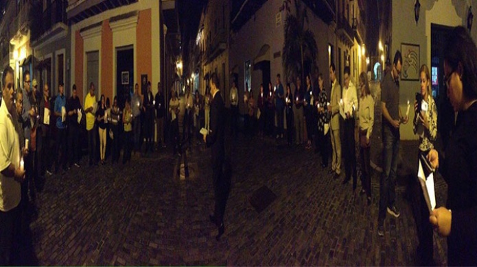 Se Manifiestan contra el IVA frente a la Fortaleza