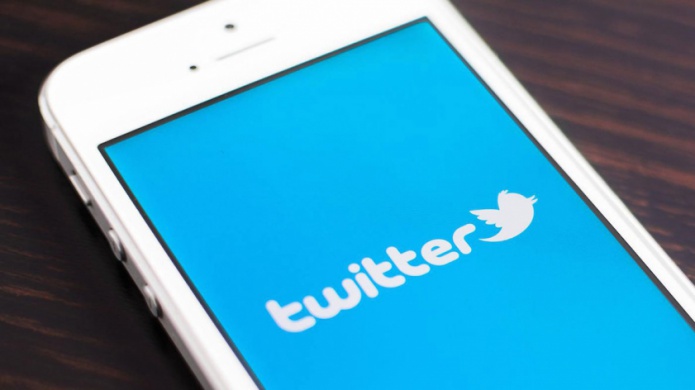 Los stickers llegan a Twitter para competir con Snapchat y Facebook