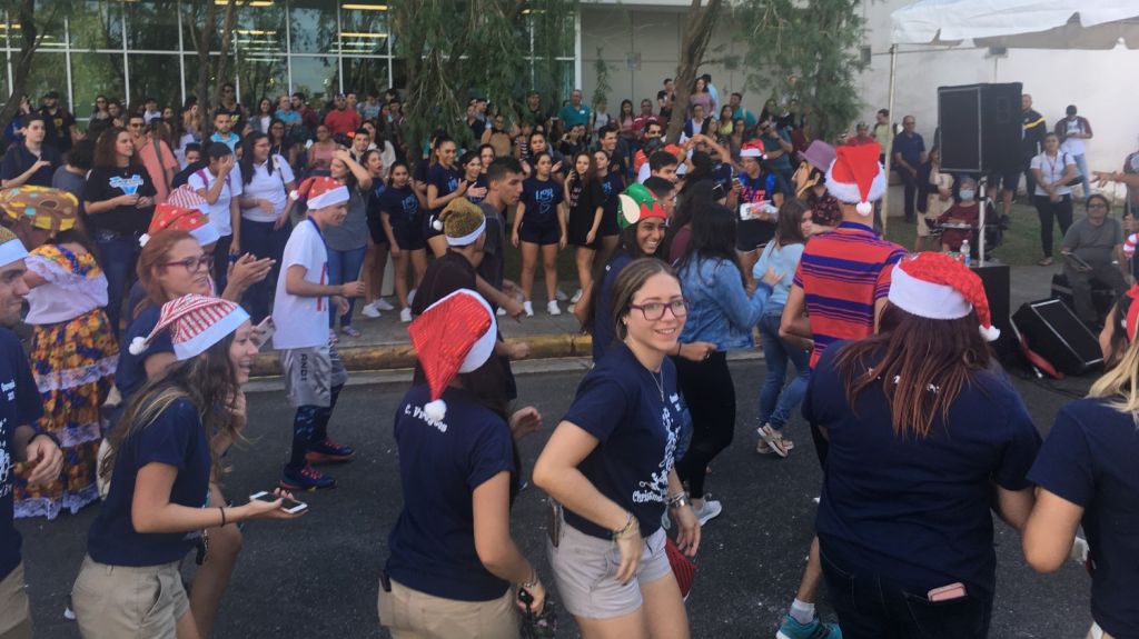 UPR de BayamÃ³n da la bienvenida a la Navidad