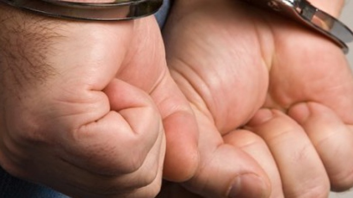 Cargos por ley de armas a joven de 21 aÃ±os