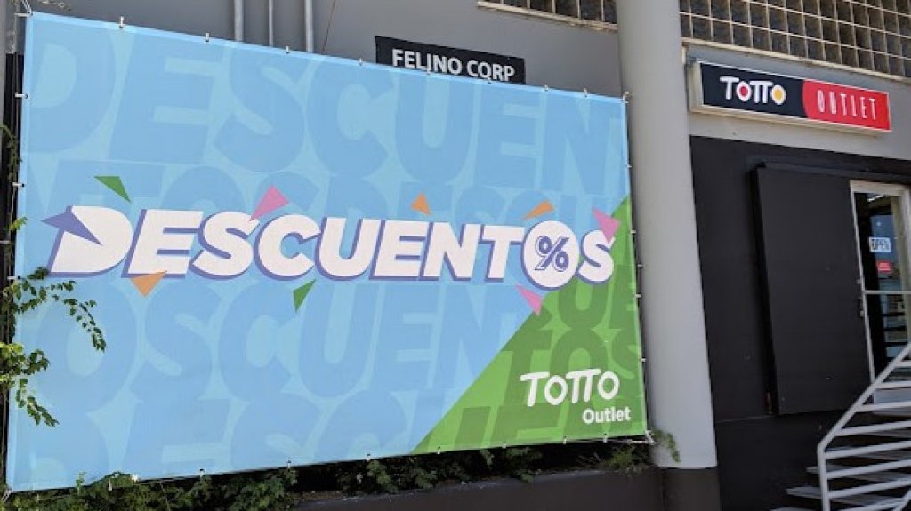  Arrestan a pareja por apropiaci&oacute;n ilegal en la tienda Totto en Carolina 