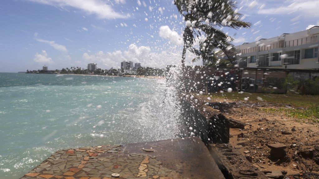  Video:Dorian provoca cat&aacute;strofe hist&oacute;rica en Bahamas, que espera ayuda humanitaria 