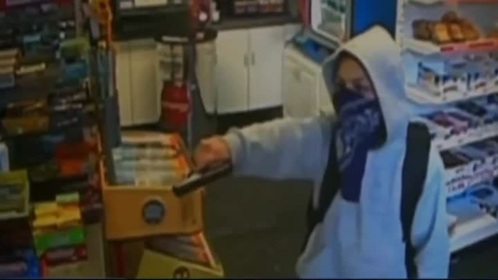  Video:&nbsp;Arrestan a ni&ntilde;o de 12 a&ntilde;os por intento de robo a mano armada 