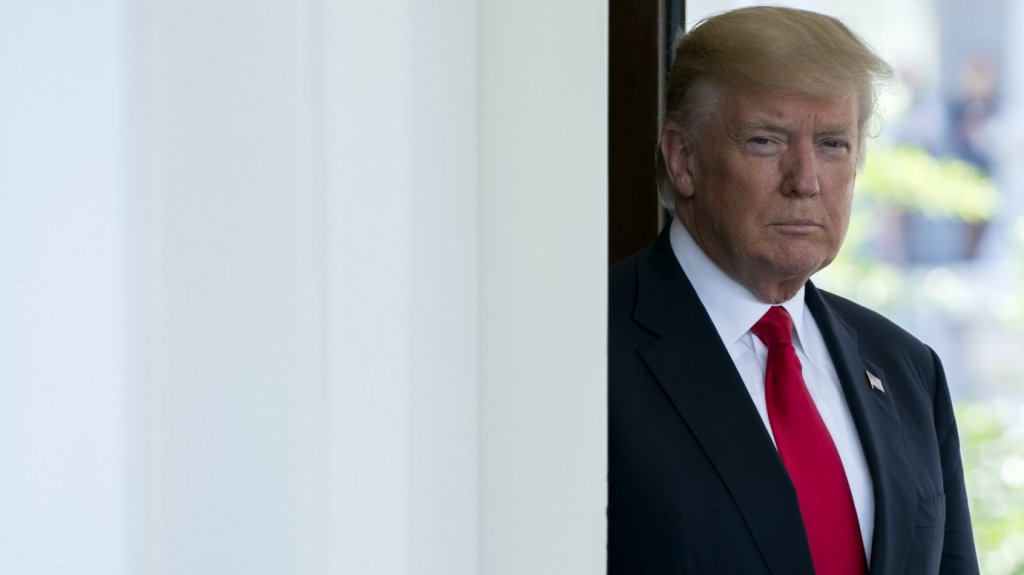  Rechazan ideas de nombrar autopista y aeropuerto de Florida en honor a Trump 