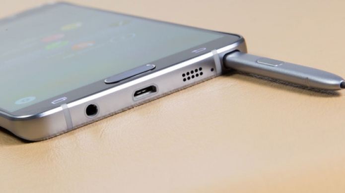 Samsung ya sabÃ­a las consecuencias de introducir el S Pen al revÃ©s en el Galaxy Note 5: lo advierte en el manual de usuario