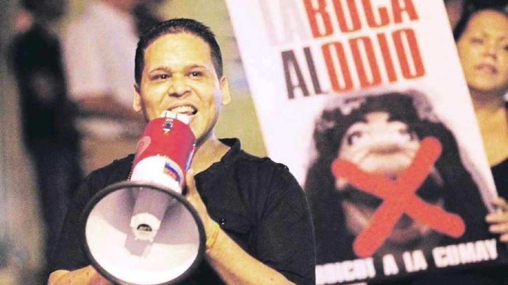  Francisco &ldquo;El Jimagua&rdquo; solicita cancelaci&oacute;n del programa La Comay 