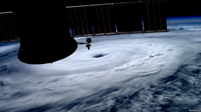 HuracÃ¡n Arthur amenaza a Carolina del Norte