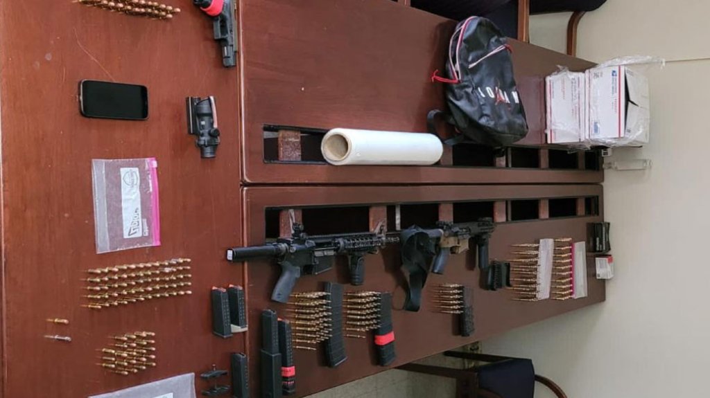  Arrestan una pareja con armas largas durante allanamiento en Rio Piedras 