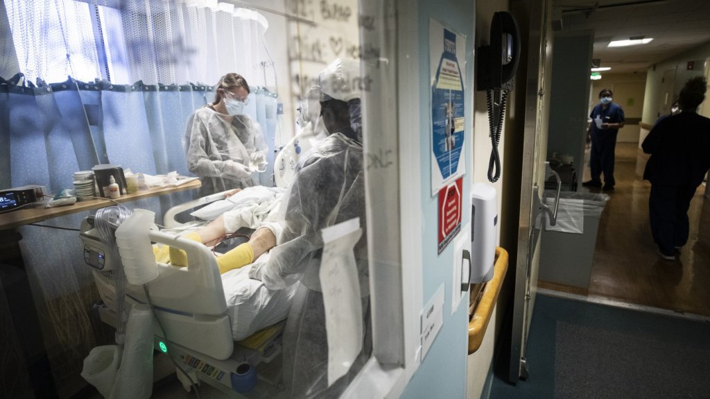  Estados Unidos supera los 450.000 fallecidos por la pandemia 