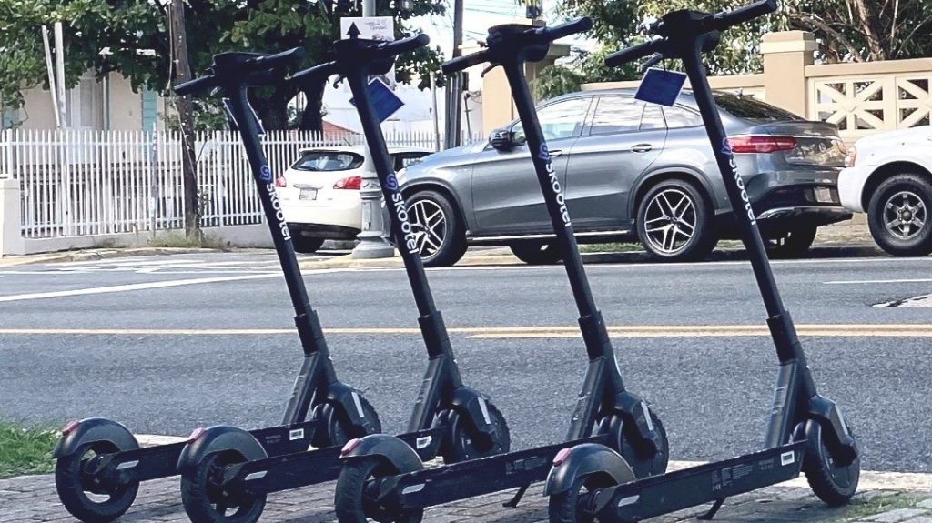  Investigarán proliferación de negocios de alquiler de “scooters” y sus posibles reglamentaciones 