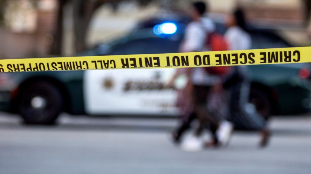  Un muerto y cuatro heridos en un tiroteo en un bar en Connecticut 