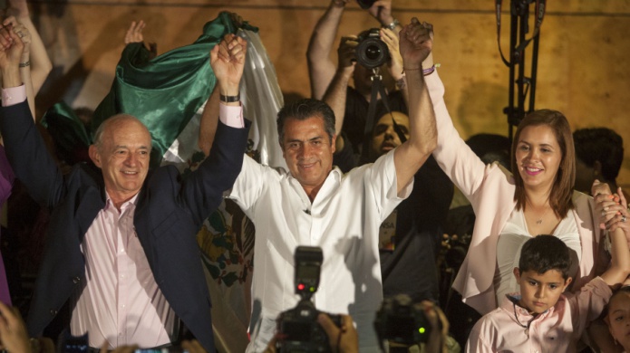 Votantes castigan a partidos en el poder en MÃ©xico, muestran sondeos