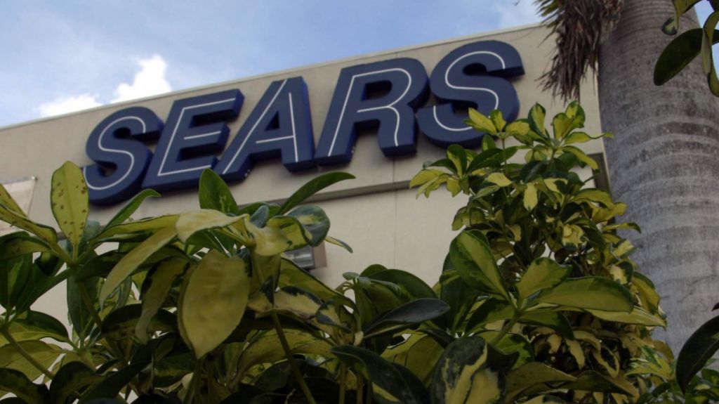  Aprueban el plan para que Sears evite la liquidaci&oacute;n y contin&uacute;e operando 