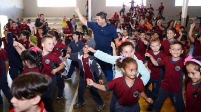 Nuevo programa en escuelas elementales de Barranquitas busca que niÃ±os se eduquen y hagan ejercicios a la vez