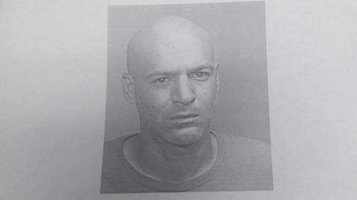 A la cÃ¡rcel hombre que asalto restaurante Churchs en BayamÃ³n 

