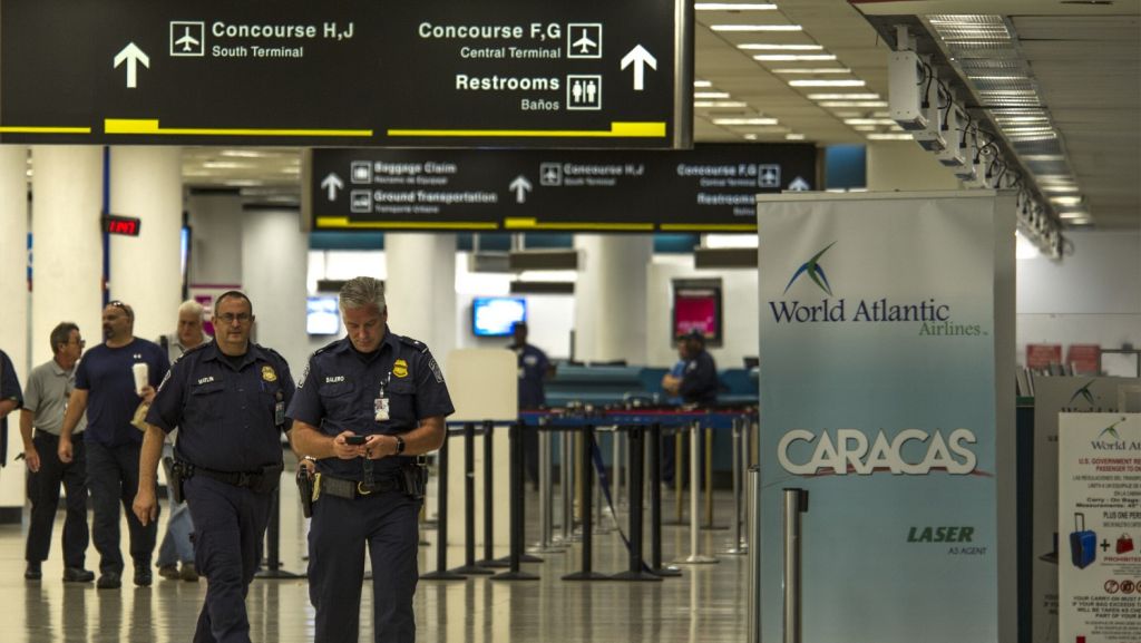  Polic&iacute;a investiga amenaza de bomba al Aeropuerto Internacional de Miami 