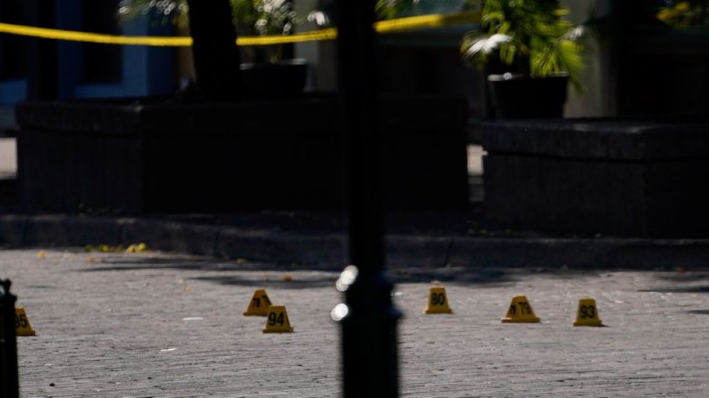  El tirador de Dayton us&oacute; un rifle de asalto para matar a 9 personas en menos de un minuto 