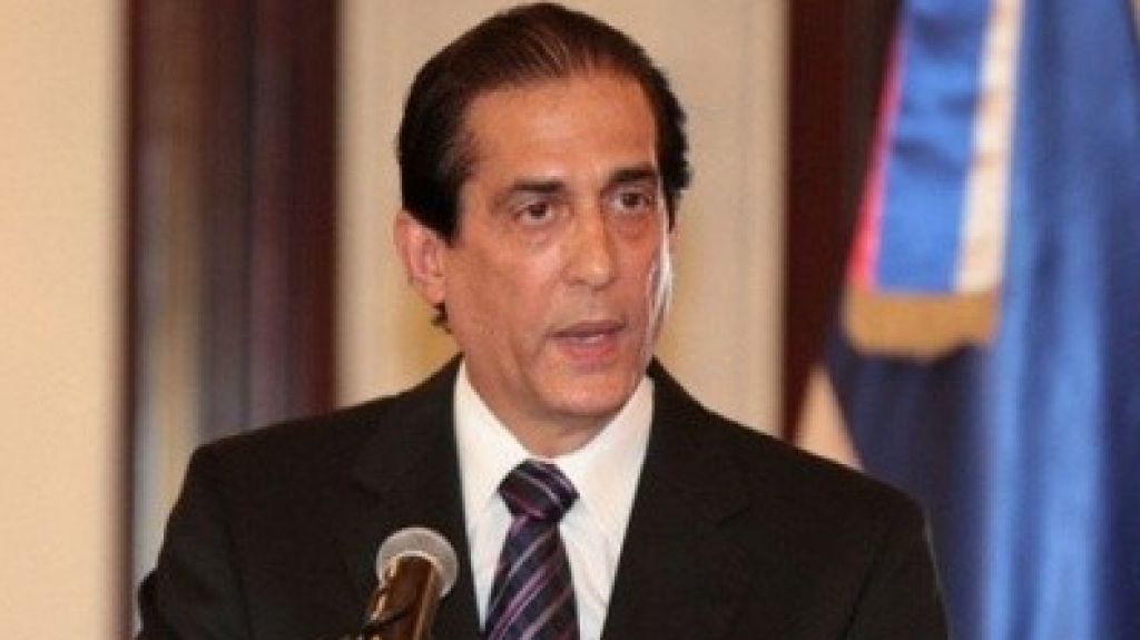  Coronavirus/Gobierno cierra 1,861 negocios por desacatar la orden del distanciamiento social y el toque de queda 