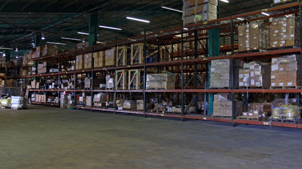  Realizan vista ocular en almac&eacute;n de la AEE en Palo Seco 