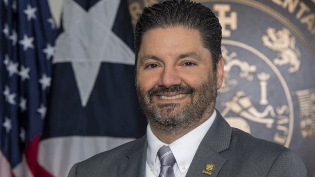  Matos Garc&iacute;a dice que el gobernador &ldquo;abandona al pa&iacute;s y lo deja a su suerte&rdquo; ante alza de contagios 