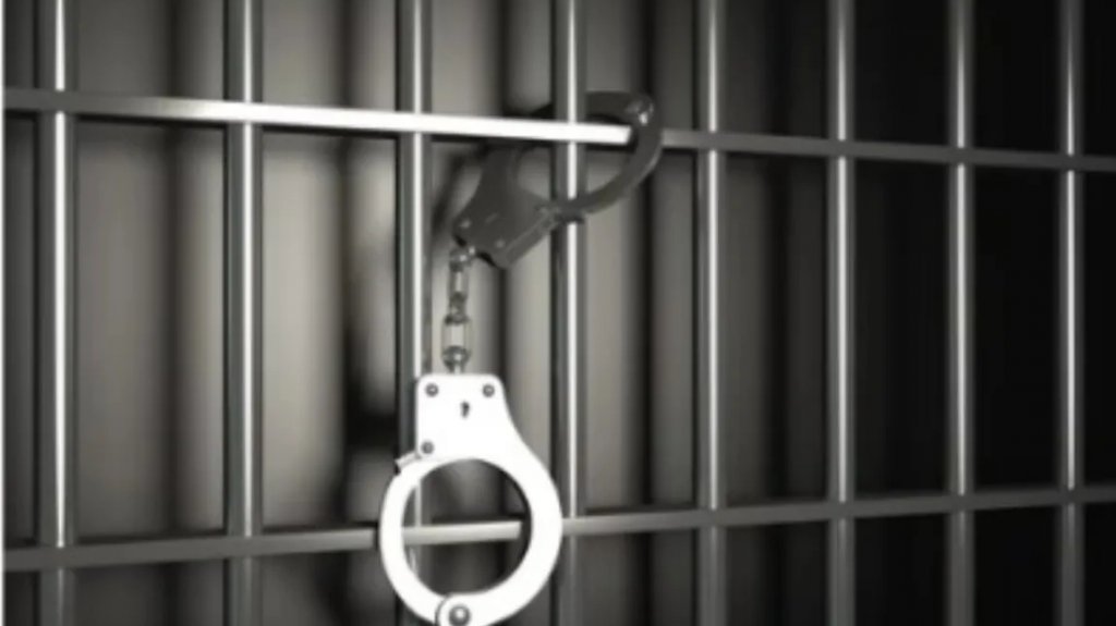  Nieto que apu&ntilde;al&oacute; a su abuela en Trujillo Alto se sac&oacute; un ojo en la celda 