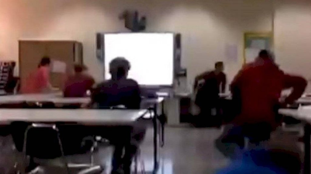  Videos del terremoto de 8.2 grados en Alaska 