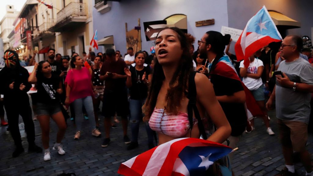  Legislador reclama orden en protestas en San Juan para no afectar el turismo 