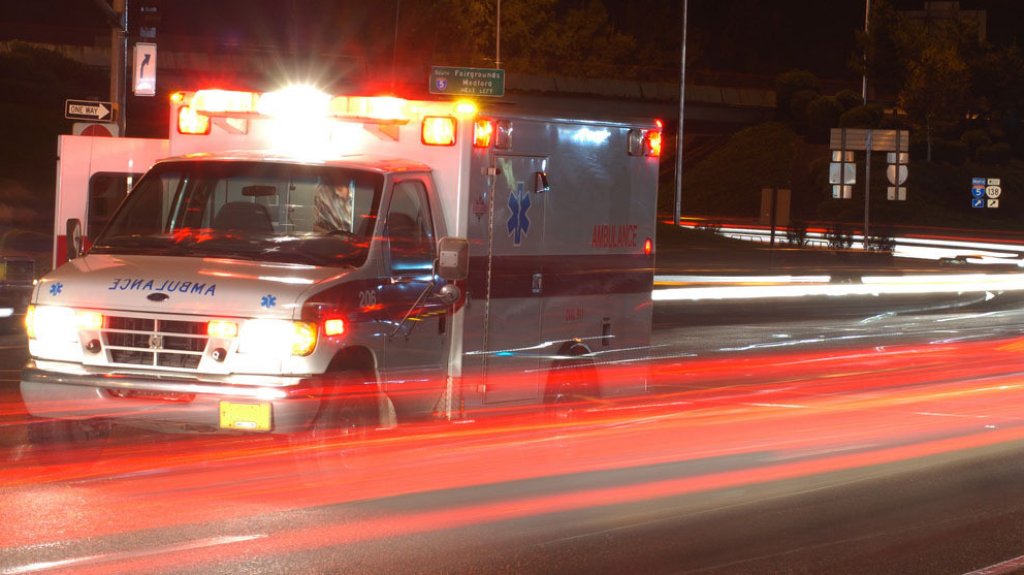  Hombre recibe m&uacute;ltiples heridas de bala frente a colmado en Arecibo 