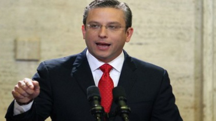 GOBERNADOR ANUNCIA QUE EL PRESUPUESTO DE LA UPR SE MANTIENE INTACTO