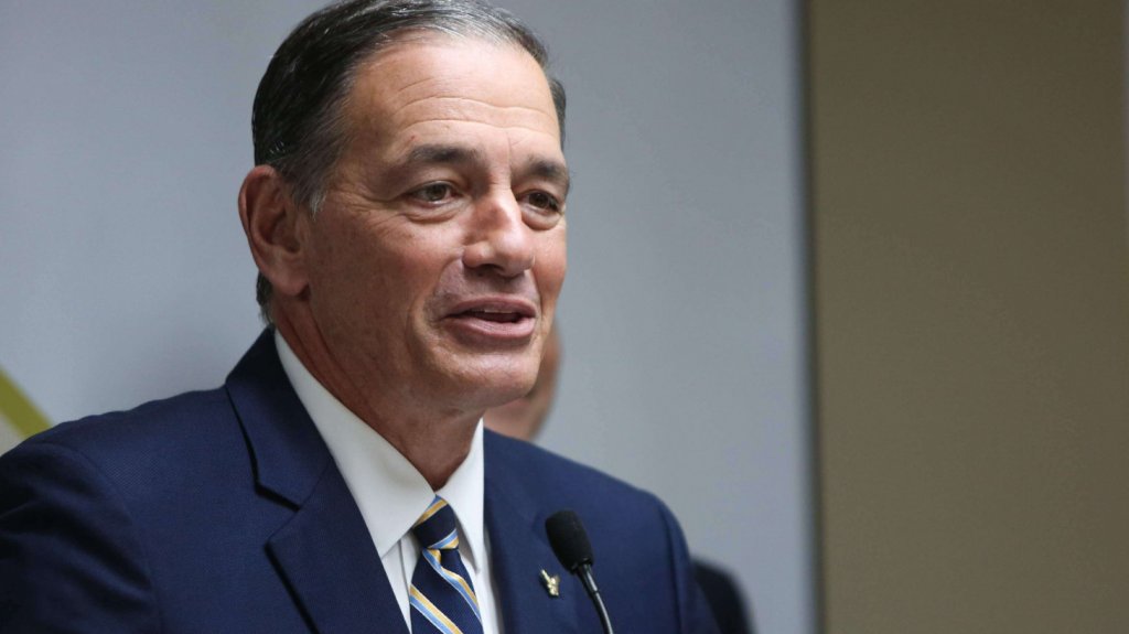  Exige la Alianza Correccional Unida disculpa p&uacute;blica al senador Henry Neumann 