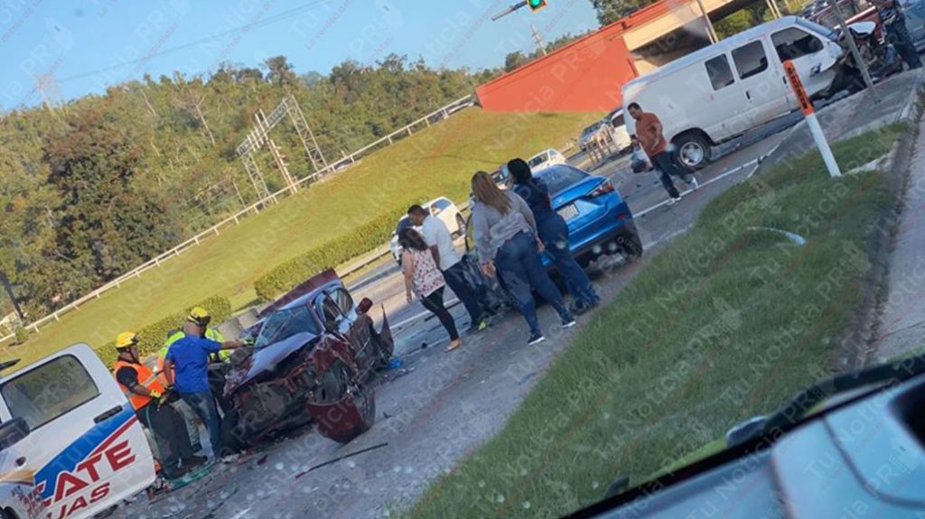  Video: Accidente grave en la numero uno de Caguas deja varias personas heridas 