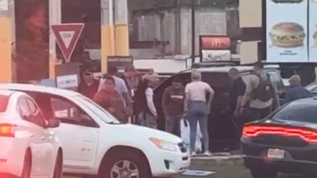  Video: Policía estatal herido de bala durante intervención en Juan Diaz 