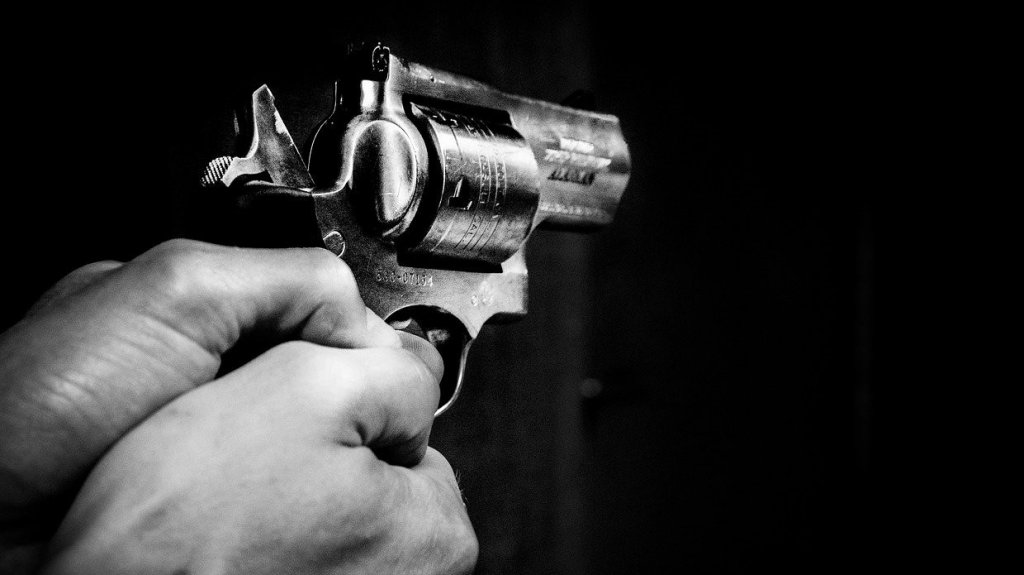  Disparan a veh&iacute;culo en Mayag&uuml;ez 