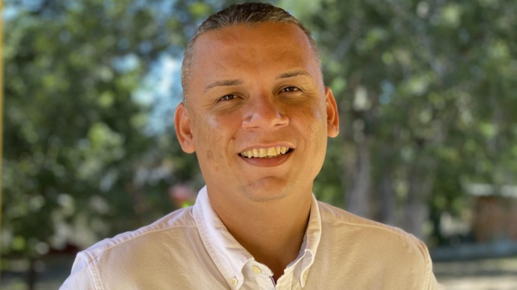  Alcalde de Gu&aacute;nica dice que con los votos de Edgardo Cruz no va a perder 