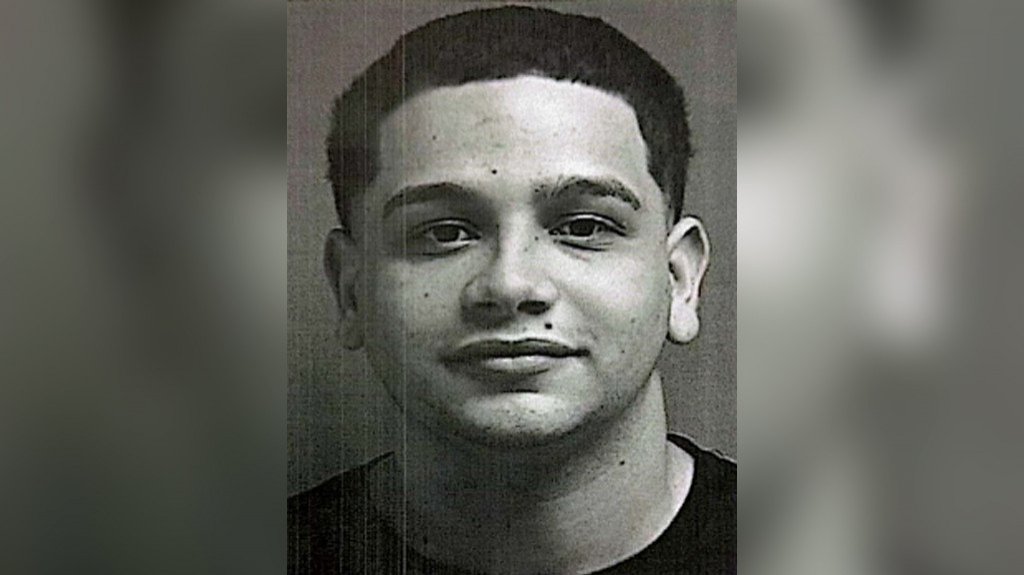  Arrestan a sujeto en Caguas por posesi&oacute;n ilegal de armas y drogas 