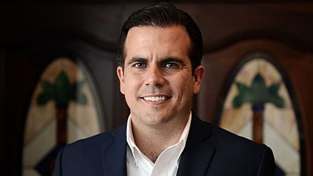  Certifican 60 nuevos j&oacute;venes empresarios 