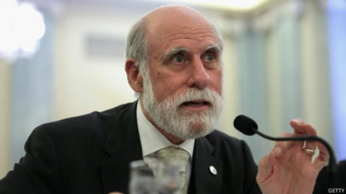 El padre de internet predice una "era oscura digital"