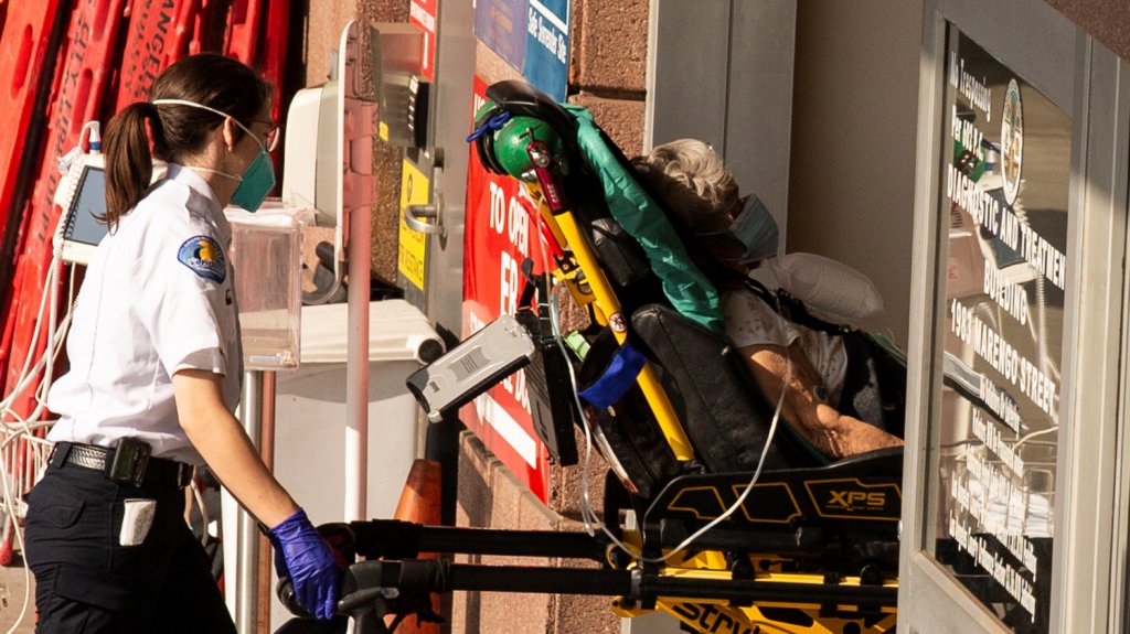  Estados Unidos acumula 581.751 muertes y 32.707.141 contagios por la covid-19 