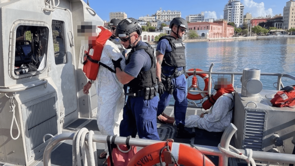  Arrestan a cuatros por transportar indocumentados en Aguadilla 