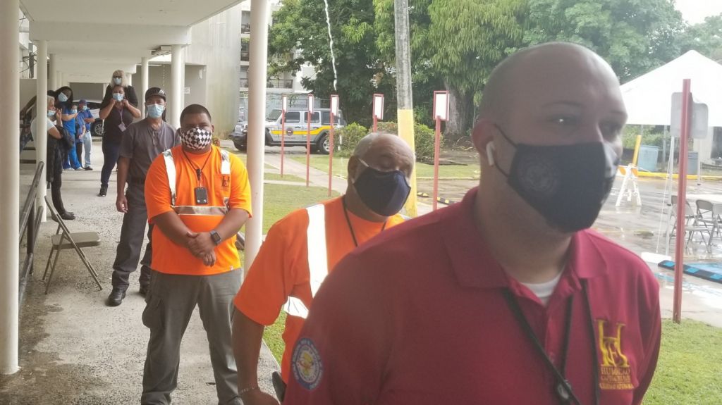  Humacao ofrece pruebas de Covid-19 a trabajadores y respondedores de primera l&iacute;nea 