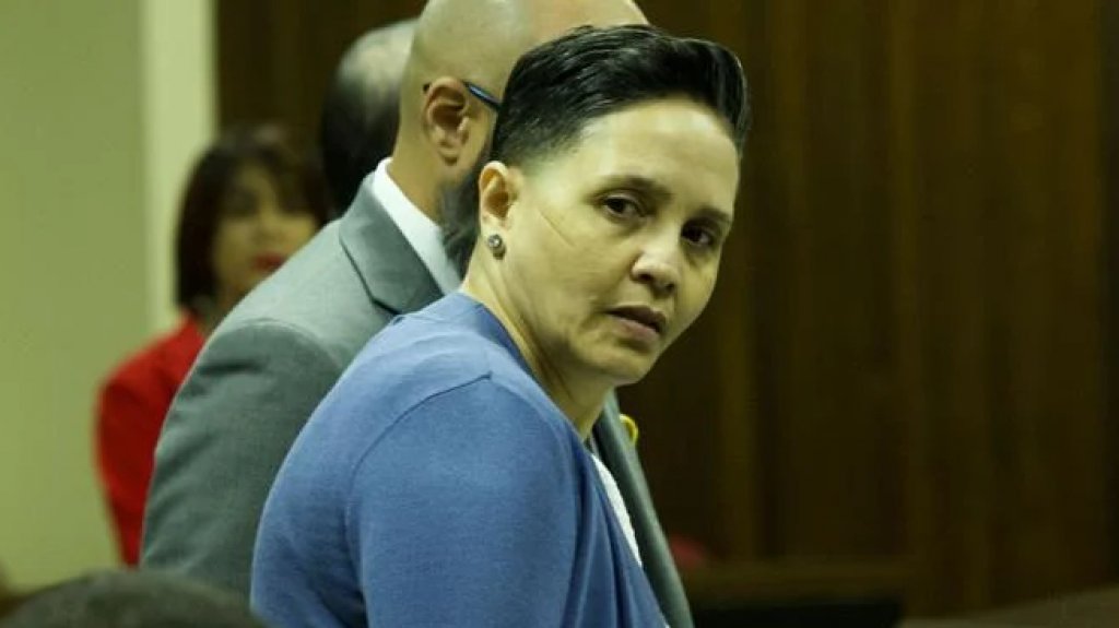  Condenan a Mayra Nevárez a 15 años de arresto domiciliario por accidente en que murió Justin Santos 