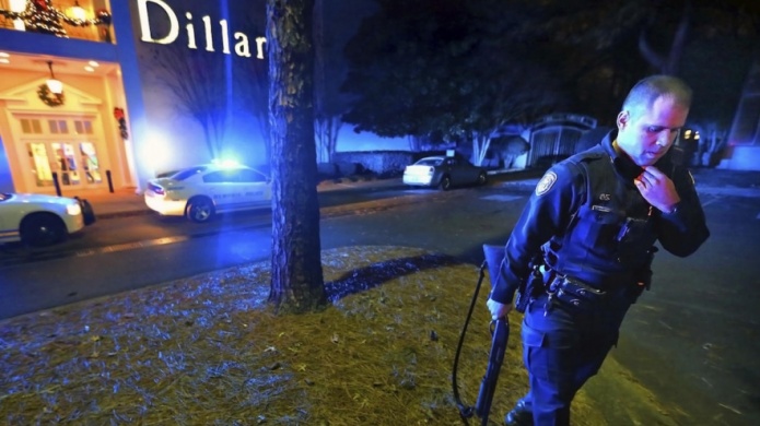 Video: Motines, peleas y arrestados en centros comerciales de los Estados unidos el dÃ­a despuÃ©s de Navidad 