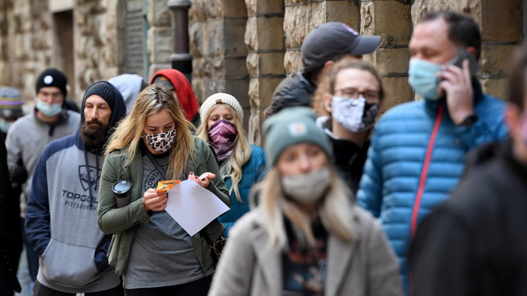  Colegio Electoral: Biden 236, Trump 213 (270 para ganar) 