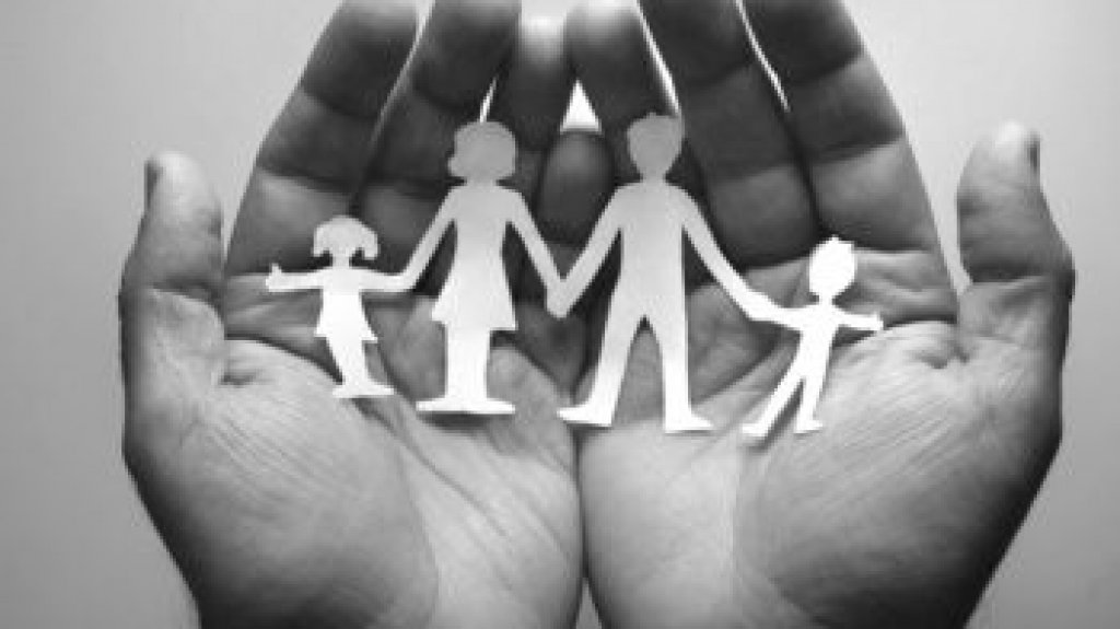  Gobernador declara el primero de noviembre D&iacute;a de la Adopci&oacute;n 