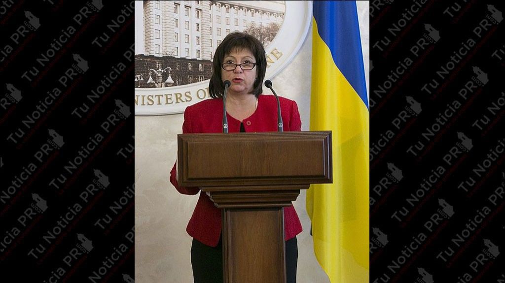  Directora JCF tiene cl&aacute;usula de despido injustificado en su contrato a lo Ley 80, alega representante popular 